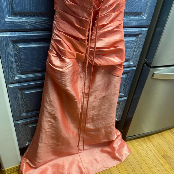 Coral grad/bridesmaid / special occasion dress wore once never altered - Picture 3 of 3